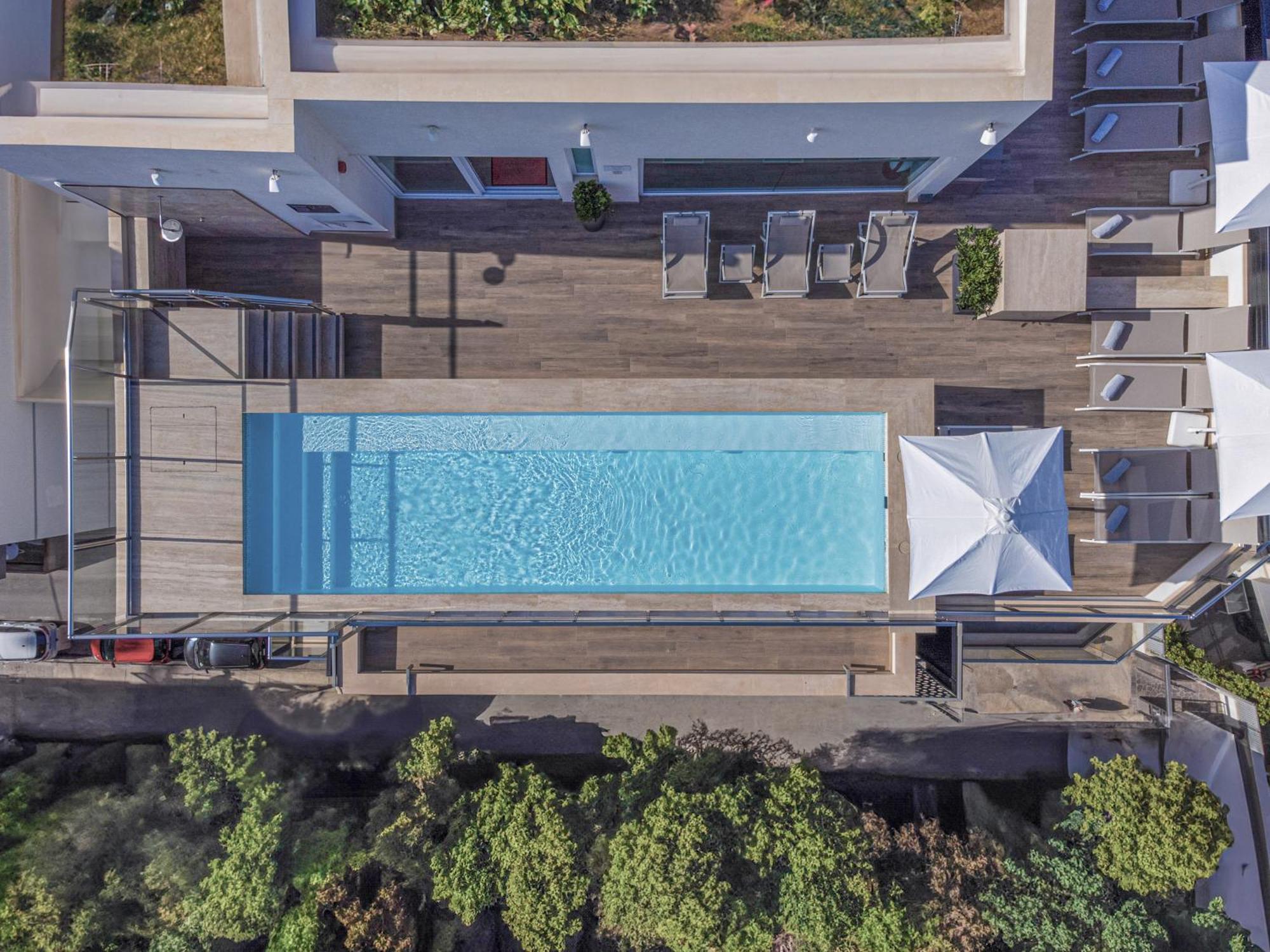 Hotel Mistral St Julian'S, Affiliated By Melia San Julián Exterior foto