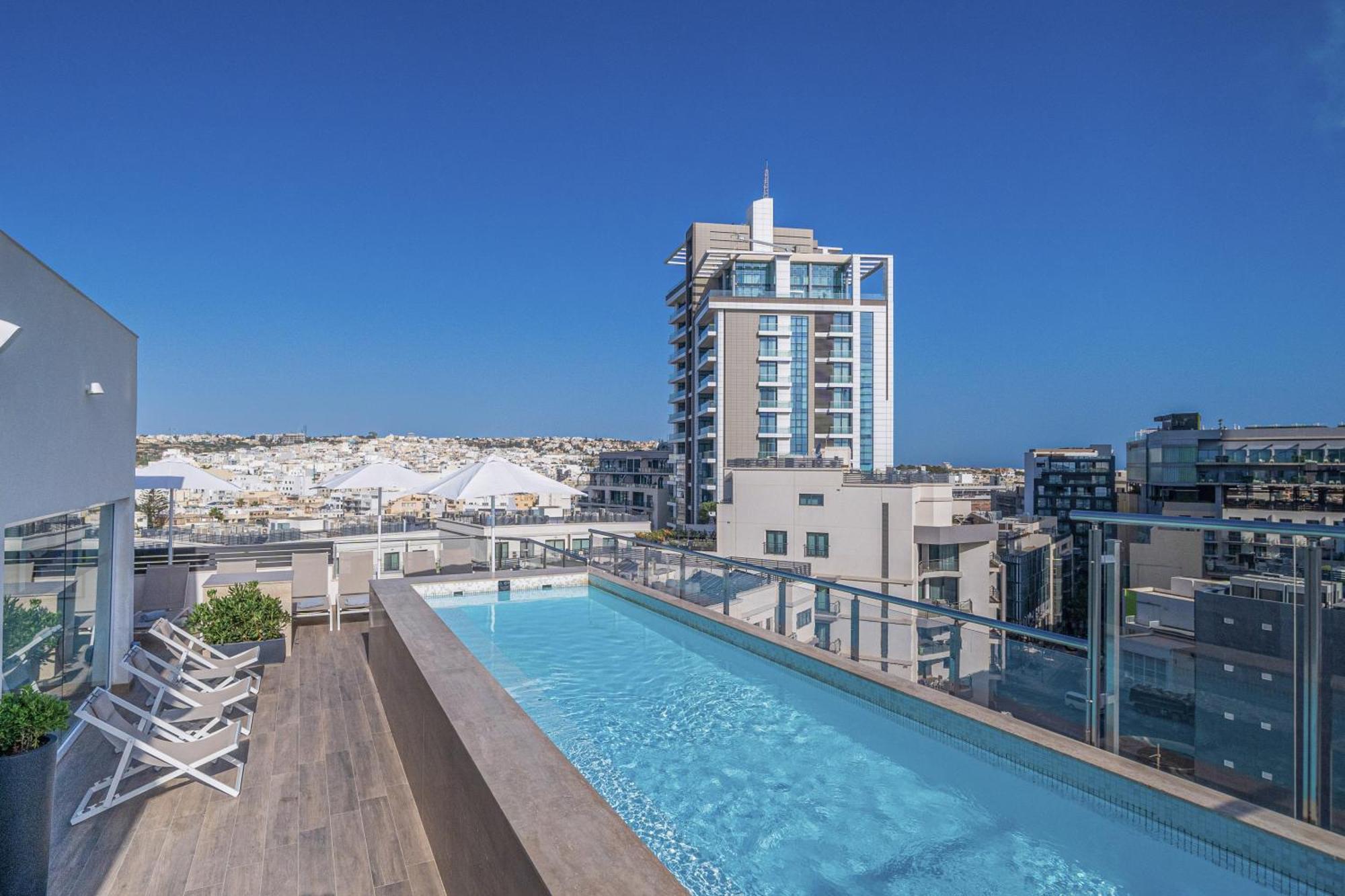 Hotel Mistral St Julian'S, Affiliated By Melia San Julián Exterior foto