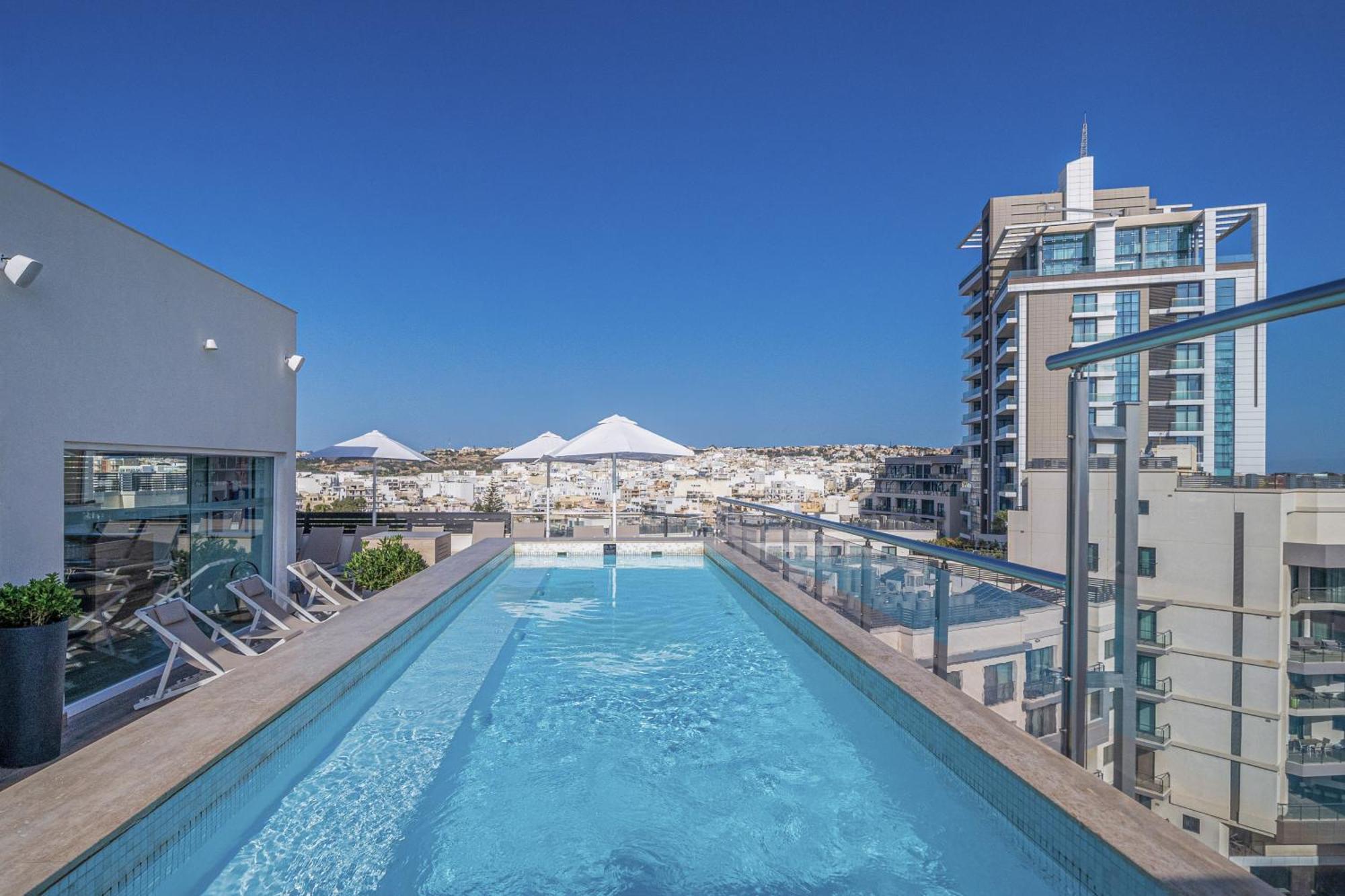 Hotel Mistral St Julian'S, Affiliated By Melia San Julián Exterior foto